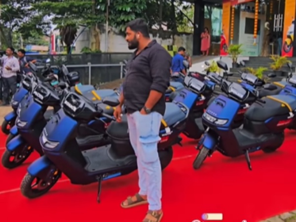 kerala police receives ather rizta electric scooters