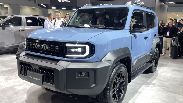 Toyota Land Cruiser FJ