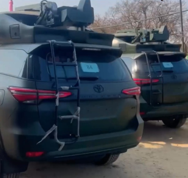 customised toyota fortuner 4x4 cars