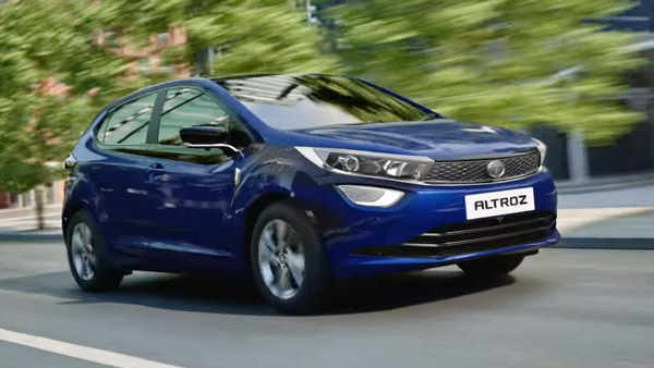 10 lakhs rupee cars with rear defogger