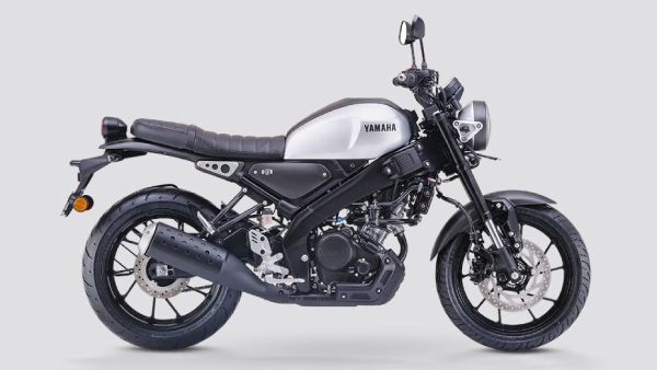 Yamaha XSR 155 Delivery