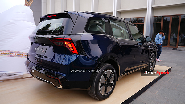 mahindra xuv 9 electric suv car review