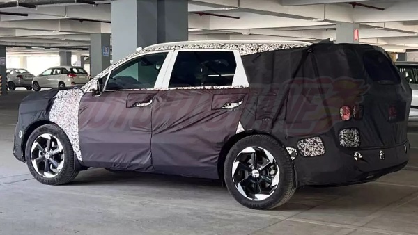 kia 7-seater hybrid suv car spotted