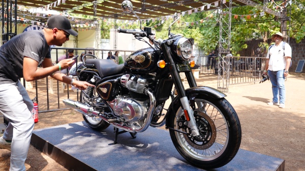 royal enfield showcased bullet 650