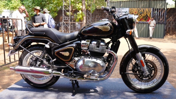 royal enfield showcased bullet 650
