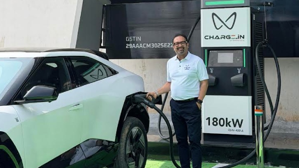 mahindra charge in inaugurates ultra-fast charging network