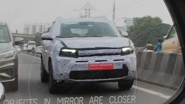 new renault duster suv spotted