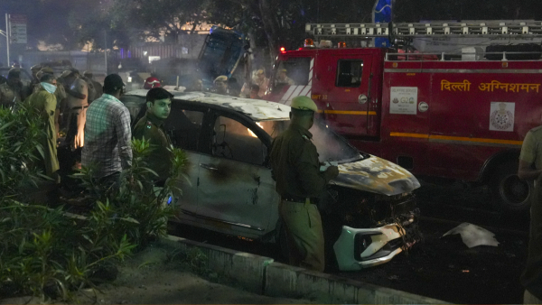 delhi hyundai i20 car blast