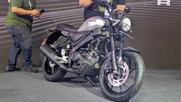 new yamaha xsr155 vs royal enfield hunter 350