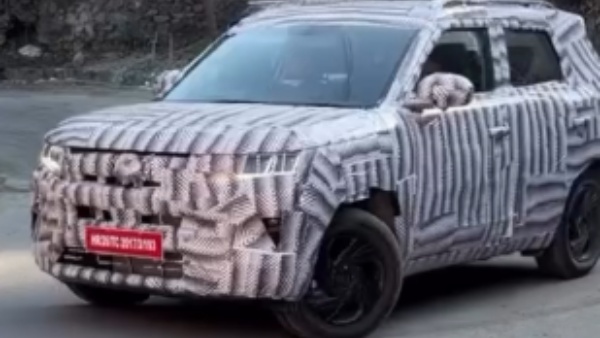 maruti suzuki brezza facelift spotted