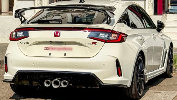 honda civic type-r sports car spotted in india