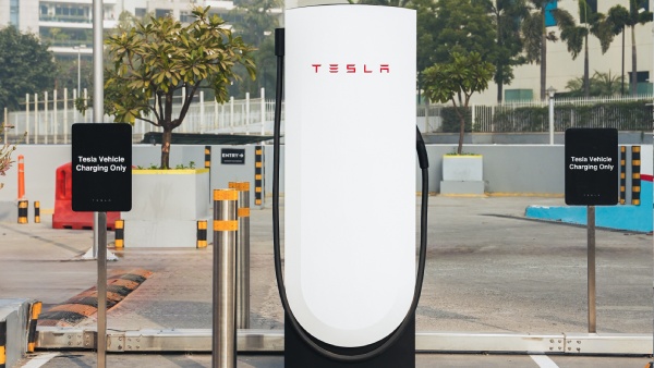 tesla supercharger facility in gurugram haryana