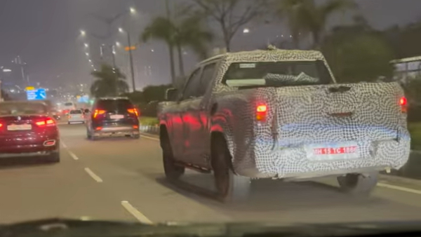 mahindra scorpio pick-up truck spotted