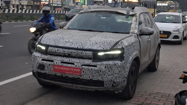 new renault duster spotted