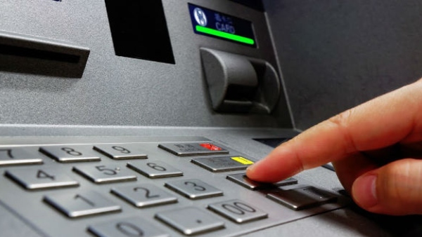 atms-dispensing-small-notes