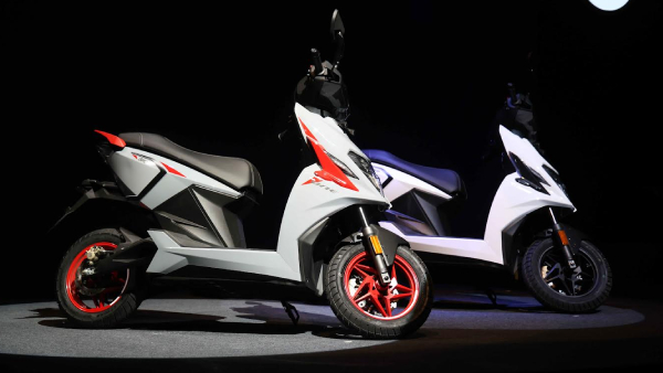 simple energy launches new electric scooters