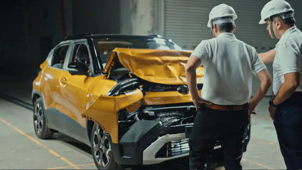 new tata punch crash test with stationary truck