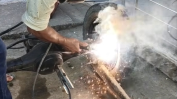 ola maruti alto car converted into hybrid car