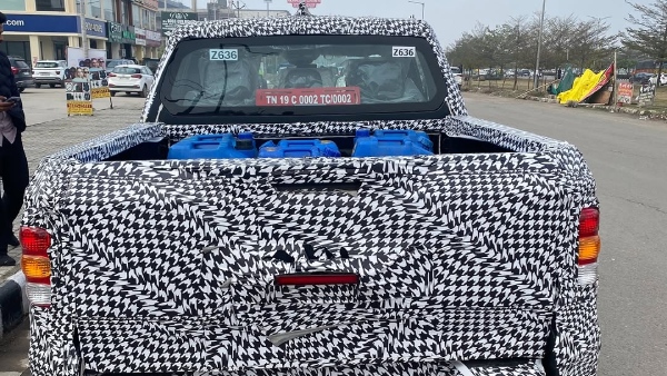 mahindra scorpio-n-based new pick-up truck