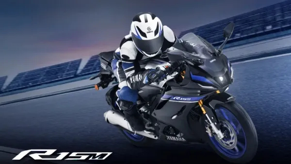 new ktm rc160 vs yamaha r15 m