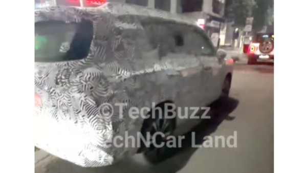 mg starlight 560 plug-in hybrid spotted