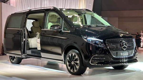 new mercedes-benz v-class vs toyota vellfire new mercedes-benz v-class vs toyota vellfire