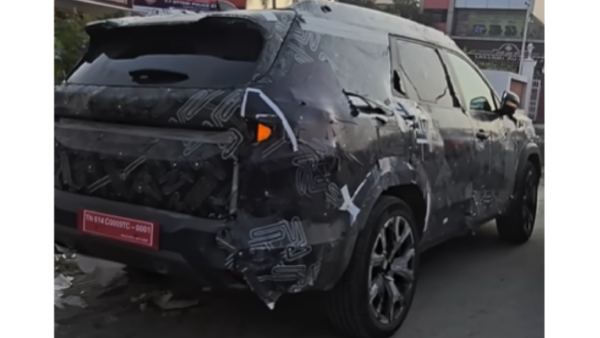 new renault bigster 7-seater suv spotted