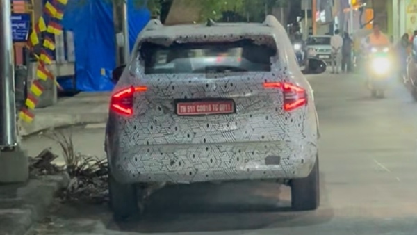 renault duster hybrid car spy images renault duster hybrid car spy images