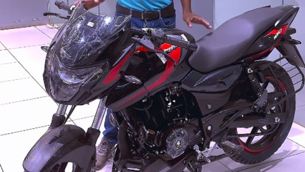 new bajaj pulsar 180 in dealership showroom