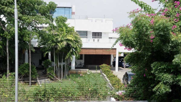 actor and tvk leader vijay owned tvs xl bike details