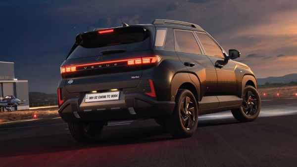 Hyundai Venue Knight Edition Backside