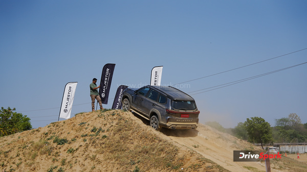 mg majestor suv car test drive review