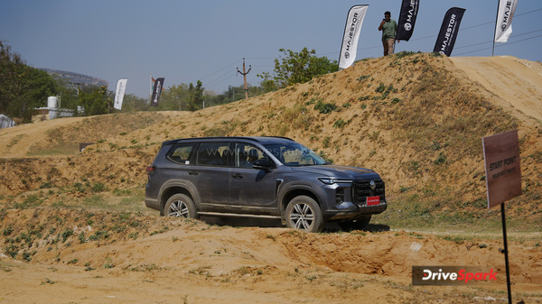 mg majestor suv car test drive review