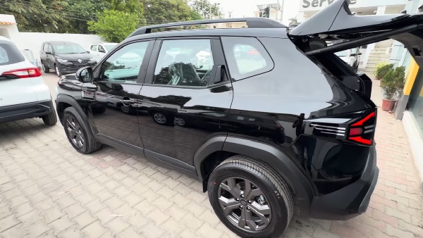 renault duster mid techno variant