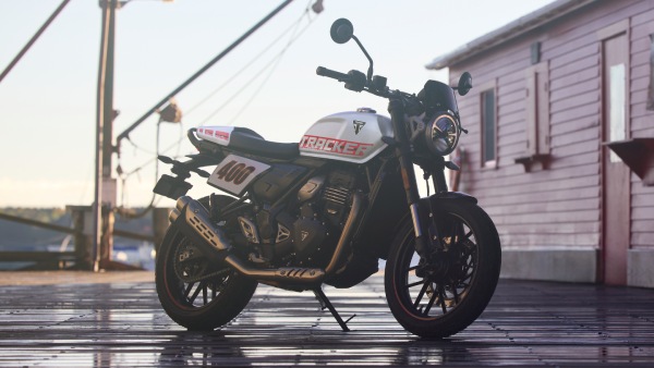 new triumph tracker 400 motorcycle specifications