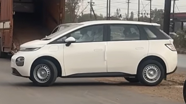 mg windsor commute started to reach dealership showrooms