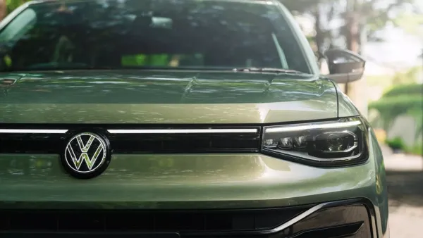 Volkswagen Taigun vs Duster SUV