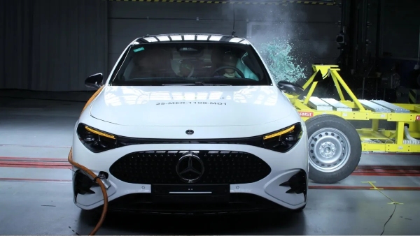 mercedes-benz cla electric car 5-star rating in euro ncap