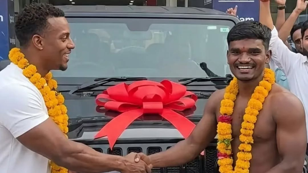 american fitness influencer ashton hall gifted mahindra thar roxx american fitness influencer ashton hall gifted mahindra thar roxx