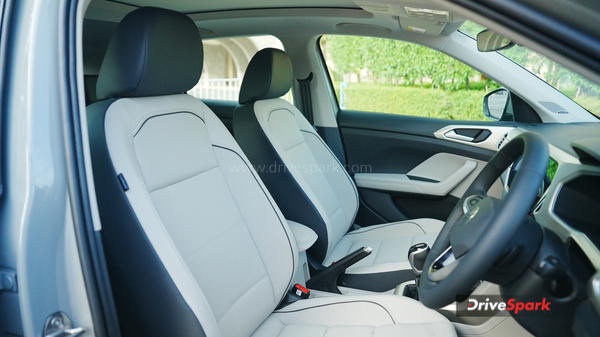 Volkswagen Taigun Facelift Front Seats