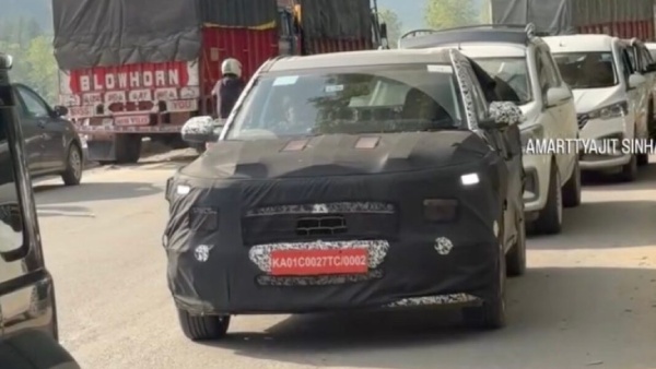 new hyundai creta and kia sonet spotted testing