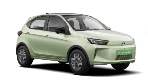 Tata Tiago EV vs MG Comet EV Tata Tiago EV vs MG Comet EV