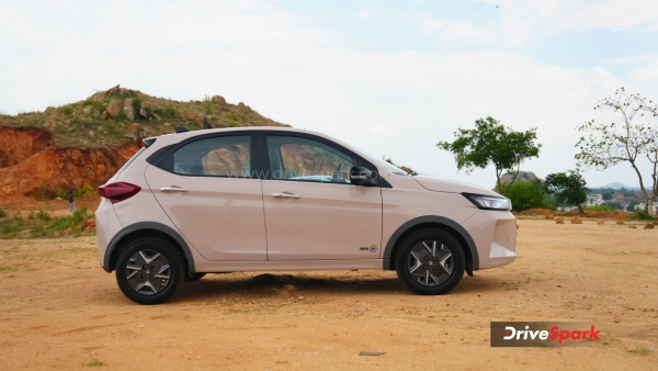 Tata Tiago EV Side Tata Tiago EV Side