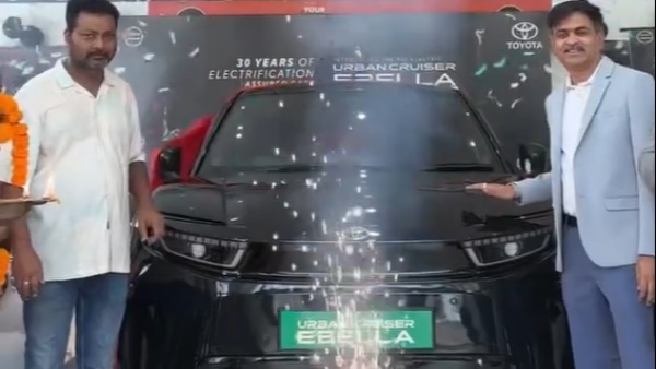 Toyota Urban Cruiser e Bella Delivery