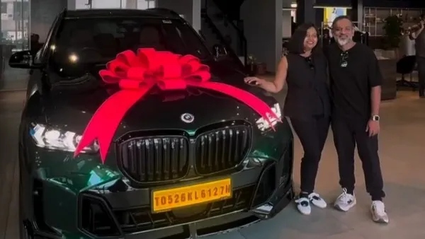music director vishnu vijay bought bmw x5 luxury suv car music director vishnu vijay bought bmw x5 luxury suv car