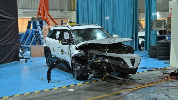 Maruti-brezza-facelift-bncap-crash-test-results-02 Maruti-brezza-facelift-bncap-crash-test-results-02