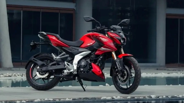Bajaj Pulsar N160