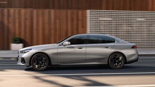 BMW i5 LWB