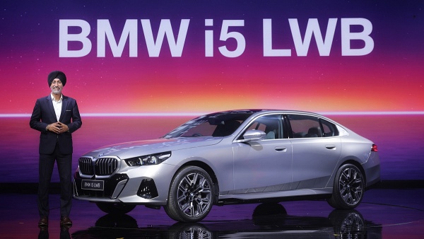 BMW i5 LWB