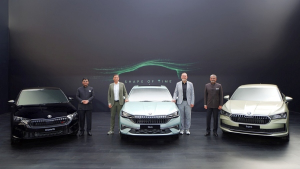 Skoda Superb Unveiled India Skoda Superb Unveiled India